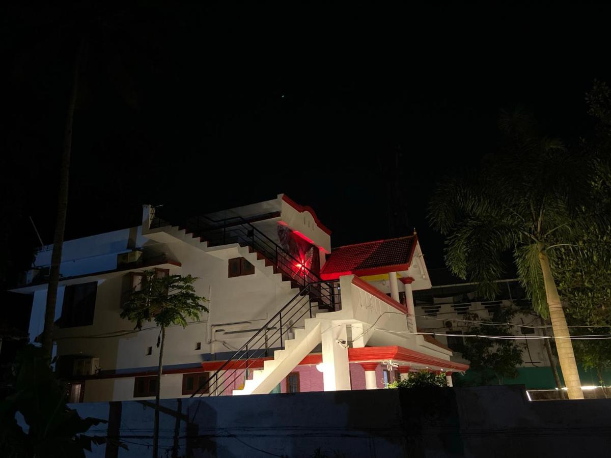 Hostelexp, Varkala - A Beach Town Hostel Exteriér fotografie